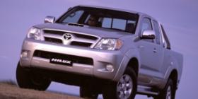 Toyota Hilux 4X4 Extra Cab Utility Manual (2005)