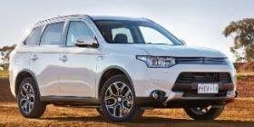 Mitsubishi Outlander PHEV Wagon (2014)